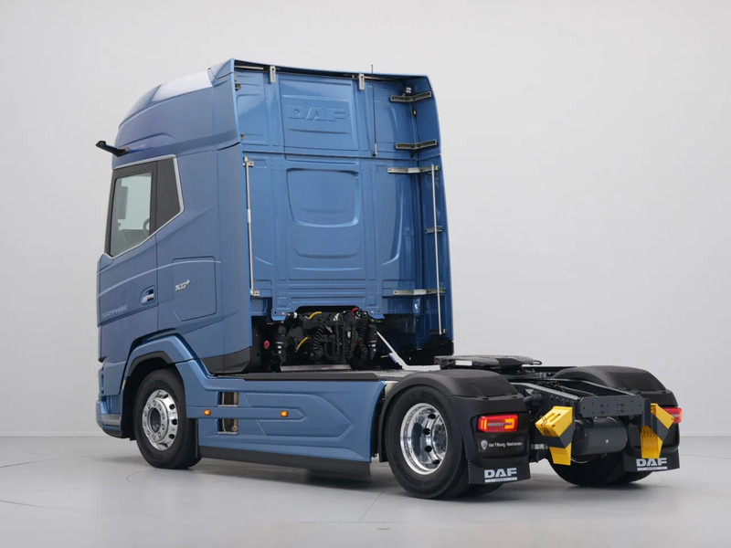DAF XG+ 480 FT SAPPHIRE LIMITED EDITION - Nyergesvontató: 3 kép. DAF XG+ 480 FT SAPPHIRE LIMITED EDITION - Nyergesvontató: 3 kép.