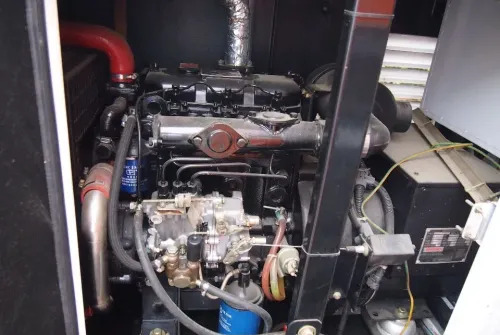 Agregat prądotwórczy Hiunday maszt oświetleniowy - Áramfejlesztő: 4 kép. Agregat prądotwórczy Hiunday maszt oświetleniowy - Áramfejlesztő: 4 kép.