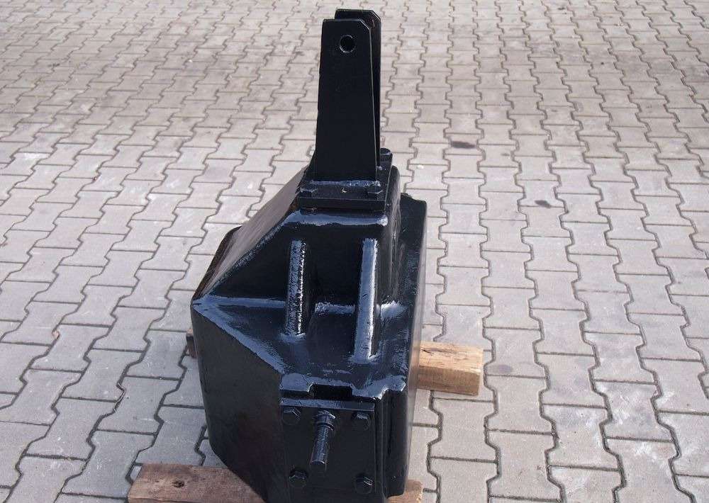 Balast obciążnik do John Deere, Deutz, Fendt, Massey Ferguson, New Holland - Ellensúly: 4 kép. Balast obciążnik do John Deere, Deutz, Fendt, Massey Ferguson, New Holland - Ellensúly: 4 kép.