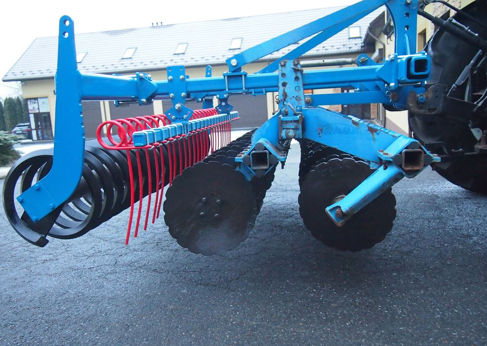 Brona talerzowa Rabe Werk RABE WERK Fielo biro 3000 2006 Brona talerzowa RABE - Tárcsás borona: 5 kép. Brona talerzowa Rabe Werk RABE WERK Fielo biro 3000 2006 Brona talerzowa RABE - Tárcsás borona: 5 kép.