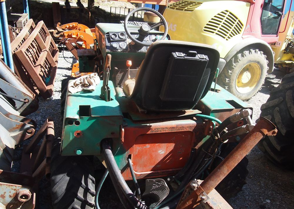 Ciągnik DITCH WITCH 3500DD 1991 DITCH WITCH 3500 DD - Árokásó: 4 kép. Ciągnik DITCH WITCH 3500DD 1991 DITCH WITCH 3500 DD - Árokásó: 4 kép.