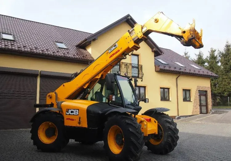 Ładowarka JCB 595-95 2008 - Teleszkópos rakodó: 1 kép. Ładowarka JCB 595-95 2008 - Teleszkópos rakodó: 1 kép.