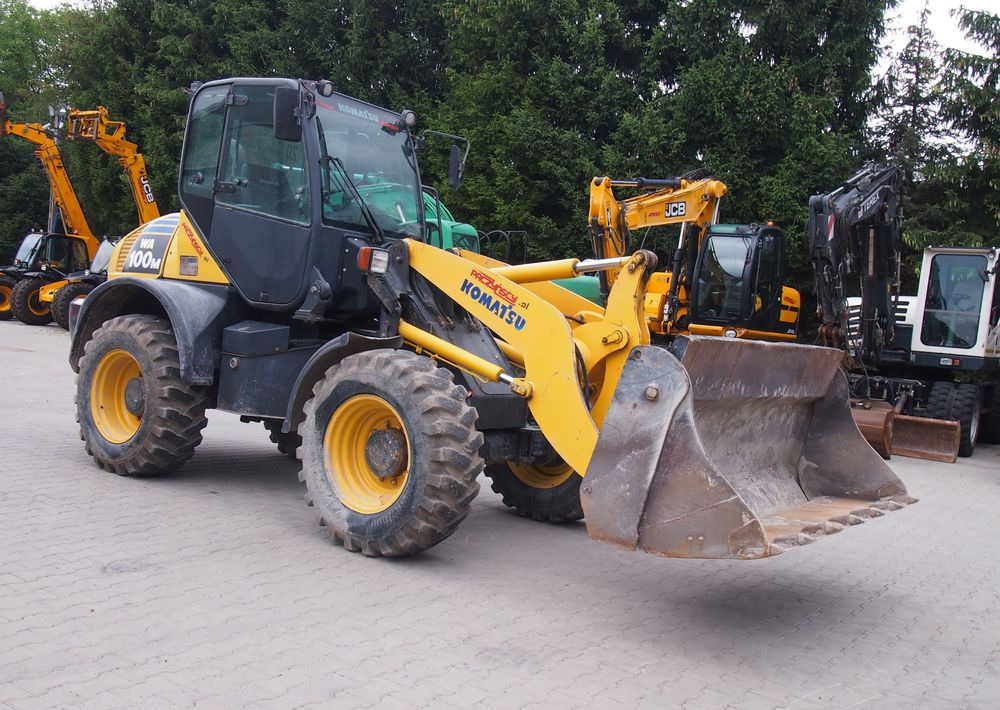 Ładowarka Komatsu WA100-6 2012 Ładowarka Komatsu WA 100-6 - Gumikerekes homlokrakodó: 1 kép. Ładowarka Komatsu WA100-6 2012 Ładowarka Komatsu WA 100-6 - Gumikerekes homlokrakodó: 1 kép.