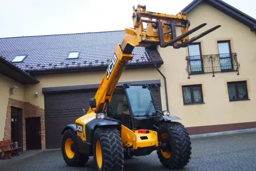 Teleszkópos rakodó Ładowarka teleskopowa JCB 536-70 agri 2015 agri: 16 kép.
