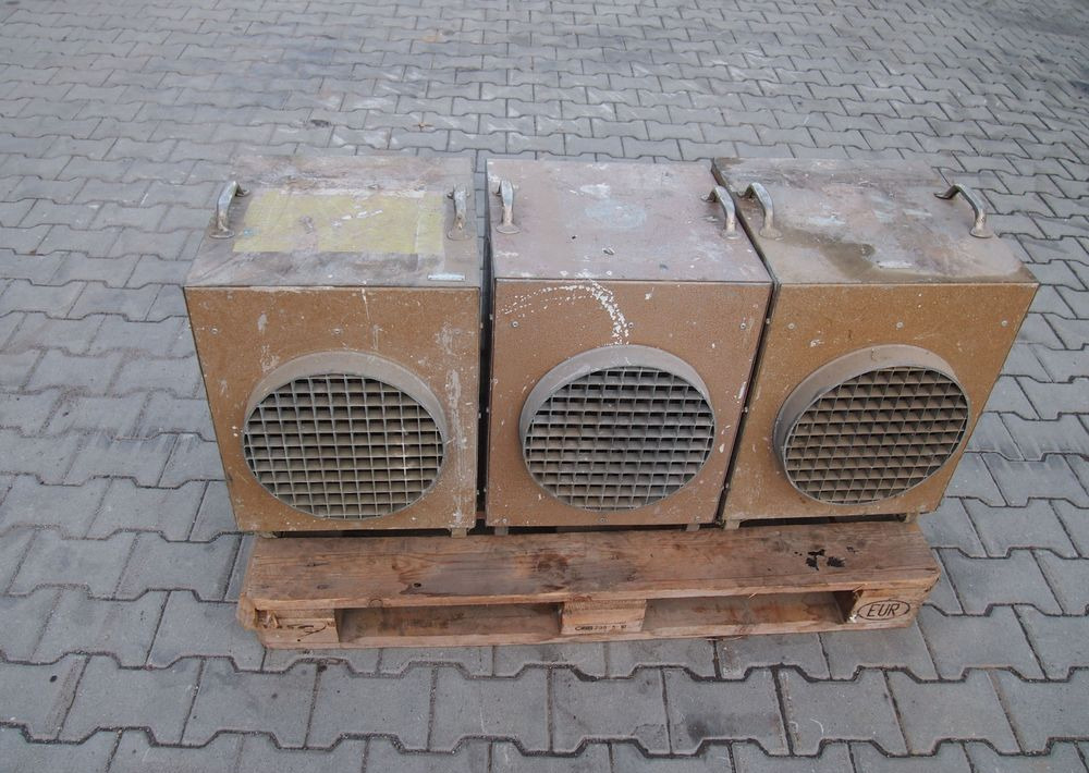 Nagrzewnica Mp DE95 2010 Nagrzewnica elektryczna 18KW ANDREWS DE95 - Építőipari fűtőelem: 4 kép. Nagrzewnica Mp DE95 2010 Nagrzewnica elektryczna 18KW ANDREWS DE95 - Építőipari fűtőelem: 4 kép.