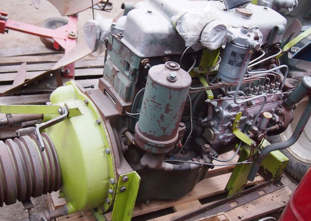 Pozostałe części Mercedes OM352 CLAAS Silnik Mercedes OM352.900-007 - Motor: 5 kép. Pozostałe części Mercedes OM352 CLAAS Silnik Mercedes OM352.900-007 - Motor: 5 kép.