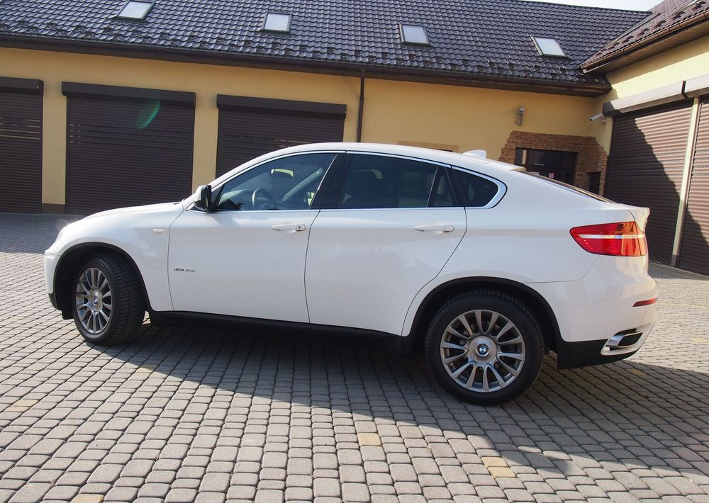Samochód BMW X6 e71 xdrive40d Individual 2012 Samochód BMW X6 Individual - Autó: 4 kép. Samochód BMW X6 e71 xdrive40d Individual 2012 Samochód BMW X6 Individual - Autó: 4 kép.