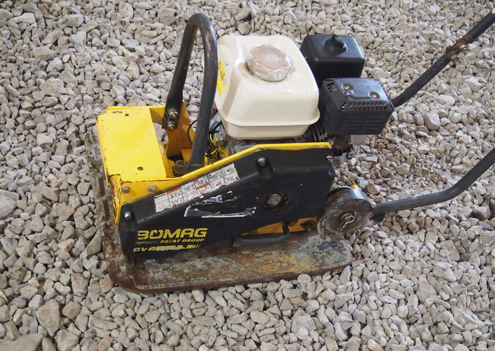 Ubijarka Bomag BVP 18/45 2019 Zagęszczarka Bomag 91 - Lapvibrátor: 1 kép. Ubijarka Bomag BVP 18/45 2019 Zagęszczarka Bomag 91 - Lapvibrátor: 1 kép.