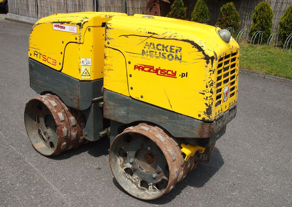 Walec Wacker RT-SC3 2015 Walec kołek - Henger: 5 kép. Walec Wacker RT-SC3 2015 Walec kołek - Henger: 5 kép.