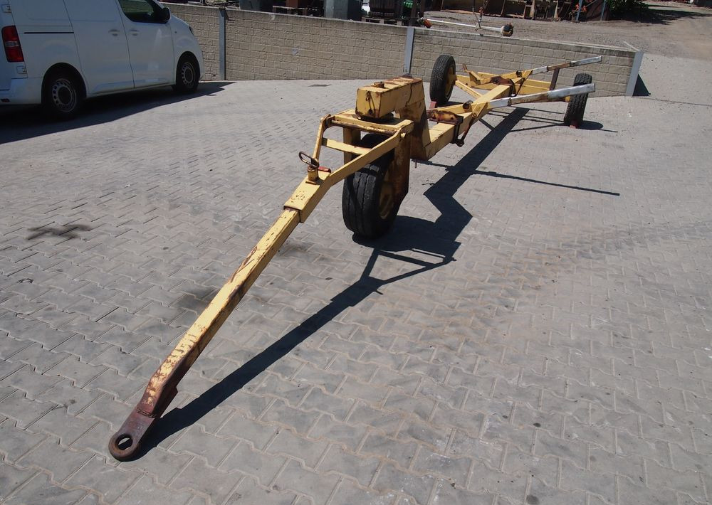 Wózek do kombajnu New Holland 3 kołowy Wózek pod heder do kombajnu - Adapter szállító kocsi: 2 kép. Wózek do kombajnu New Holland 3 kołowy Wózek pod heder do kombajnu - Adapter szállító kocsi: 2 kép.