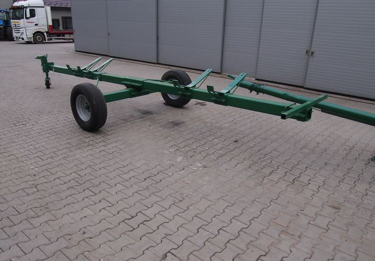 Wózek do kombajnu New Holland 4-6m Wózek pod heder New Holland , John Deere, Claas - Adapter szállító kocsi: 4 kép. Wózek do kombajnu New Holland 4-6m Wózek pod heder New Holland , John Deere, Claas - Adapter szállító kocsi: 4 kép.