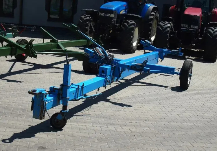 Wózek do kombajnu pod heder do zboża - Adapter szállító kocsi: 3 kép. Wózek do kombajnu pod heder do zboża - Adapter szállító kocsi: 3 kép.