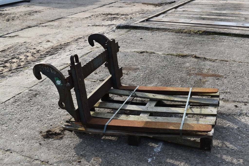 CAT Widły Do Ładowarki Volvo ,cat, case, kramer - Raklapvilla - Építőipari gépek: 5 kép. CAT Widły Do Ładowarki Volvo ,cat, case, kramer - Raklapvilla - Építőipari gépek: 5 kép.