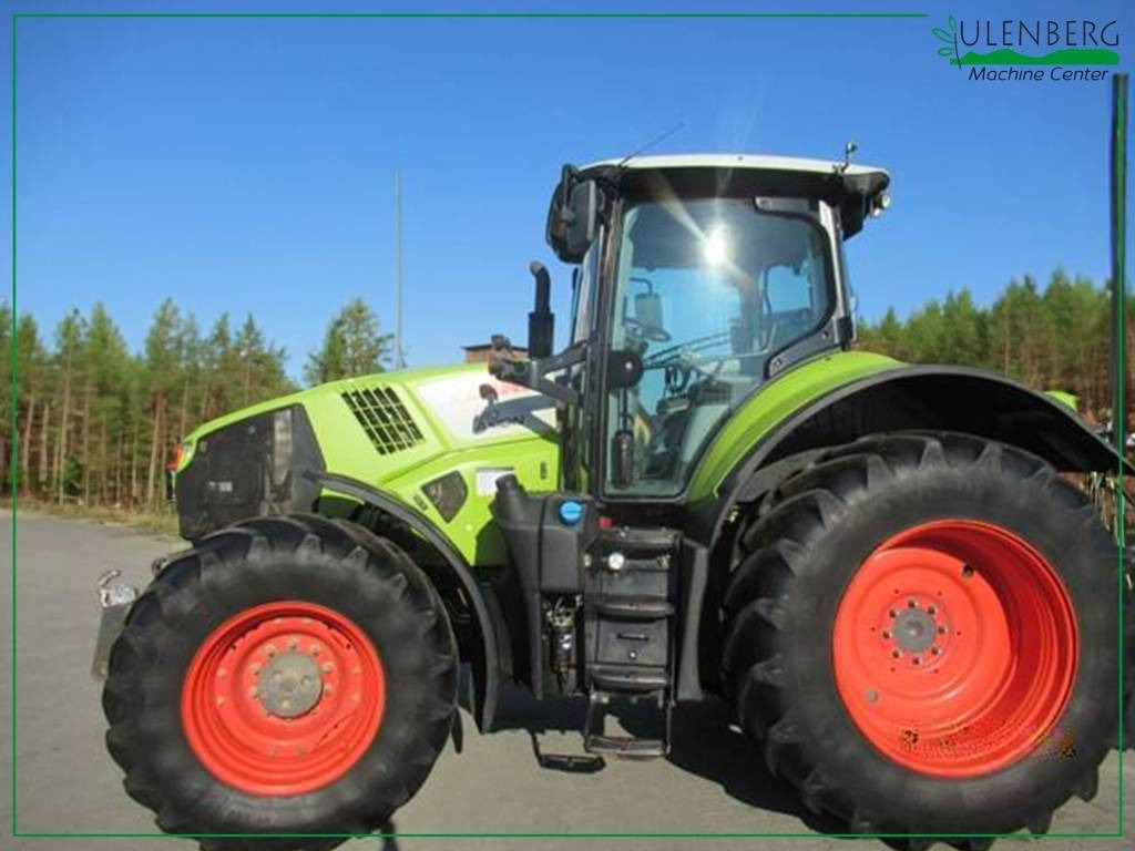 Claas Axion 810 - Traktor: 2 kép. Claas Axion 810 - Traktor: 2 kép.