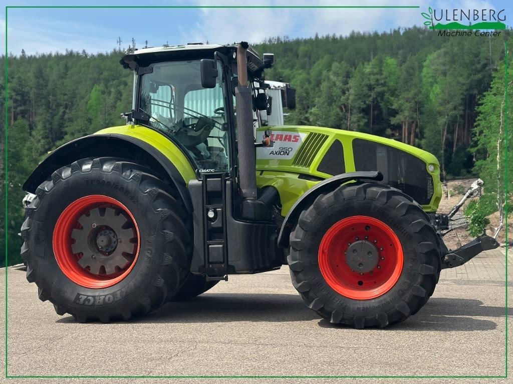 Claas Axion 950 Cmatic - Traktor: 5 kép. Claas Axion 950 Cmatic - Traktor: 5 kép.