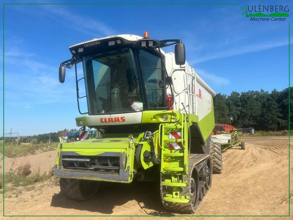 Claas Lexion 580 TT - Kombájn: 1 kép. Claas Lexion 580 TT - Kombájn: 1 kép.