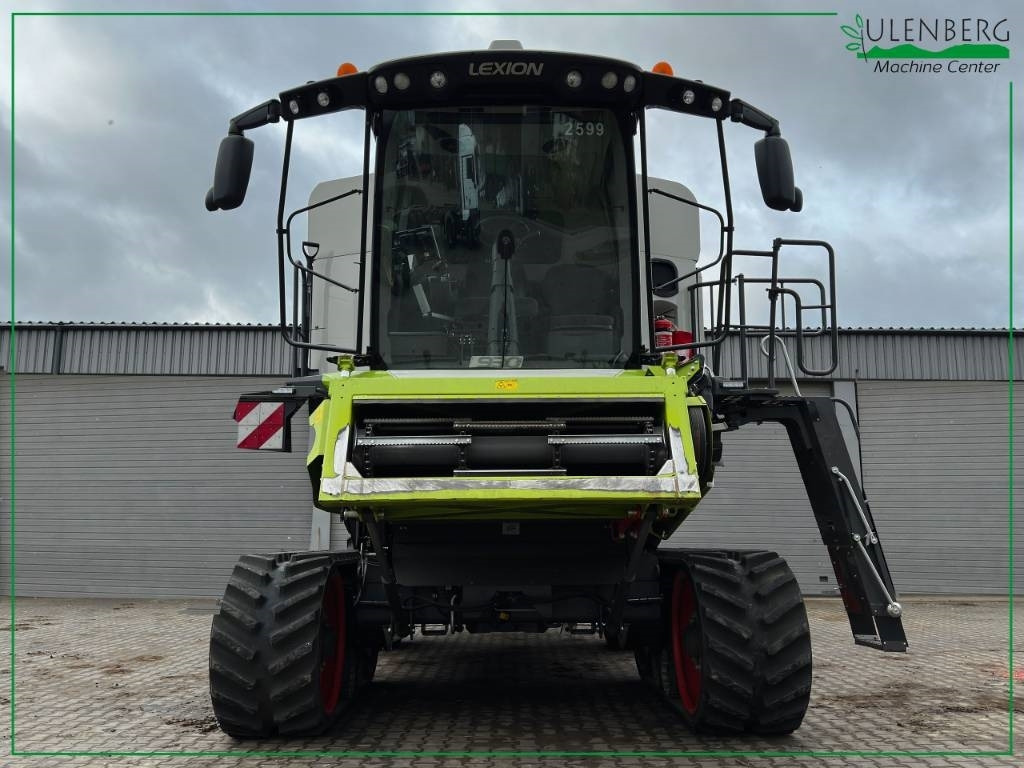 Claas Lexion 8700 TT/W OFERCIE 89000TT/8800TT/8700TT - Kombájn: 5 kép. Claas Lexion 8700 TT/W OFERCIE 89000TT/8800TT/8700TT - Kombájn: 5 kép.