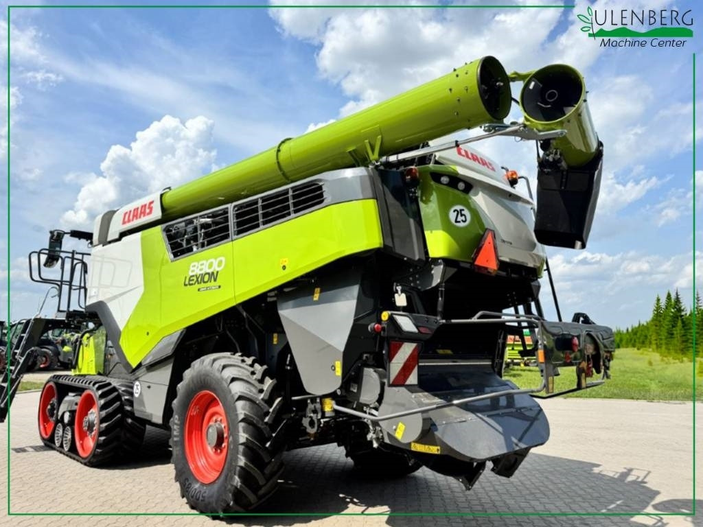 Claas Lexion 8800 Terra Trac - Kombájn: 4 kép. Claas Lexion 8800 Terra Trac - Kombájn: 4 kép.