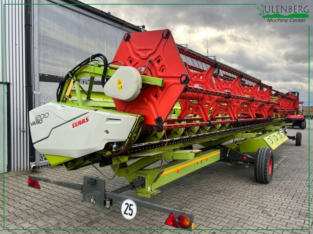 Claas Vario 1200 - Betakarítógép tartozék: 1 kép. Claas Vario 1200 - Betakarítógép tartozék: 1 kép.