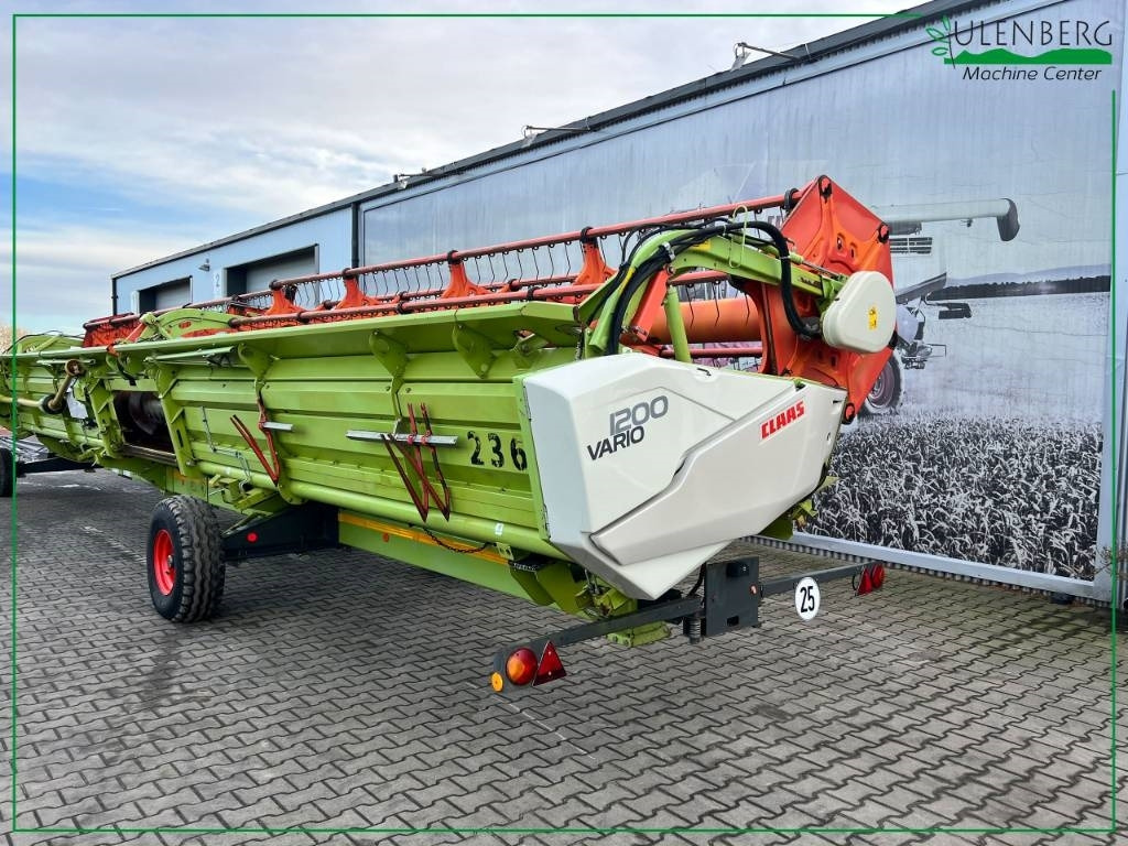Claas Vario 1200 + wózek transportowy - Kombájn adapter: 5 kép. Claas Vario 1200 + wózek transportowy - Kombájn adapter: 5 kép.