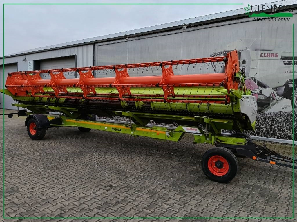 Claas Vario 900 - Kombájn adapter: 1 kép. Claas Vario 900 - Kombájn adapter: 1 kép.