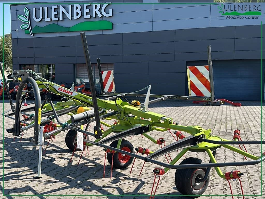 Claas Volto 55 - Szénaforgató: 3 kép. Claas Volto 55 - Szénaforgató: 3 kép.