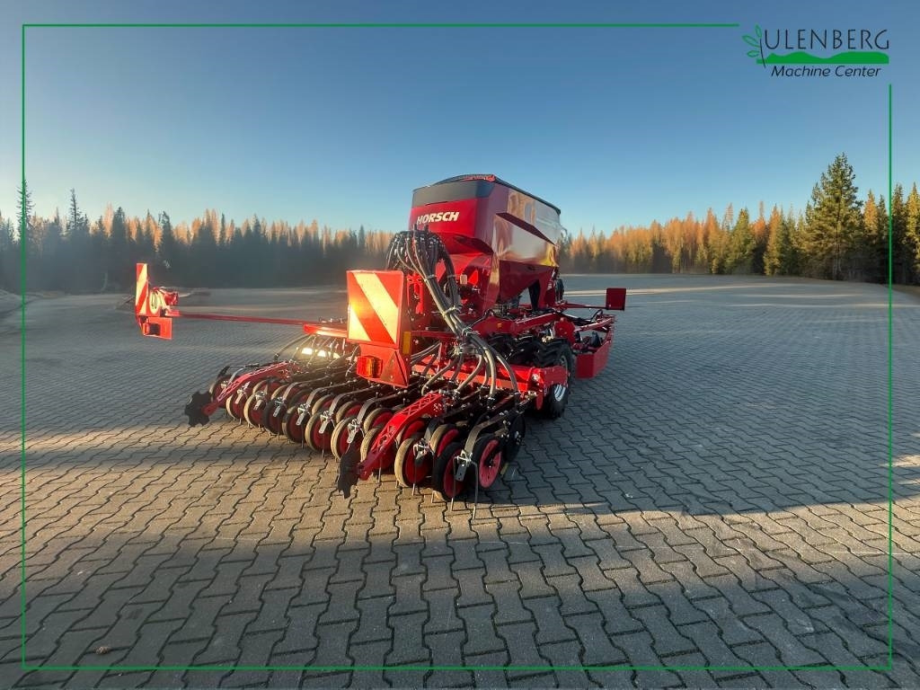 Horsch Pronto 3 DC - Szemenkénti vetőgép: 4 kép. Horsch Pronto 3 DC - Szemenkénti vetőgép: 4 kép.