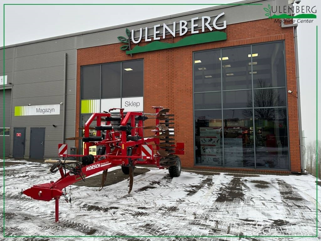 Horsch Terrano 4 FX - Kultivátor: 5 kép. Horsch Terrano 4 FX - Kultivátor: 5 kép.