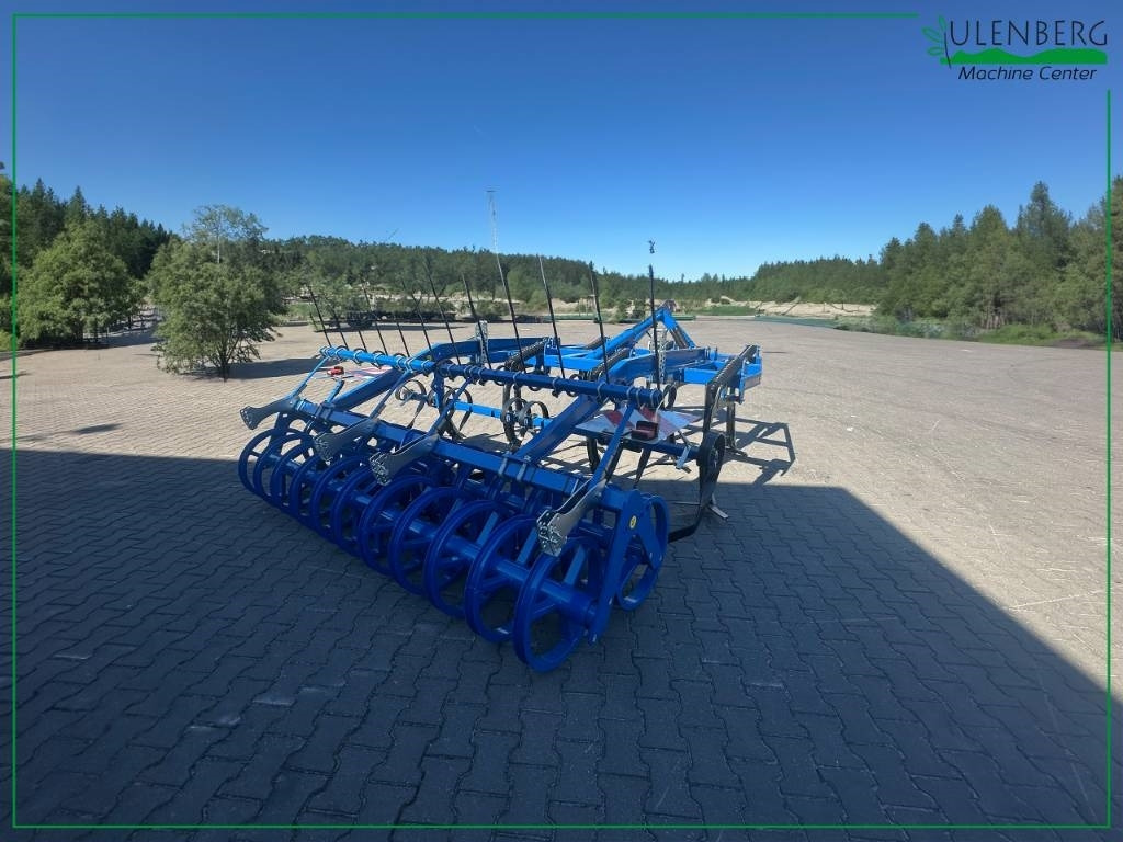Köckerling Trio 300 - Kultivátor: 4 kép. Köckerling Trio 300 - Kultivátor: 4 kép.