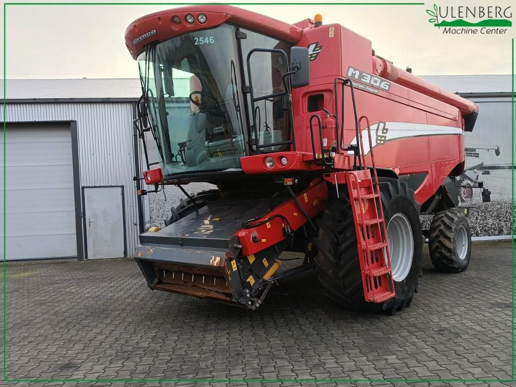 Laverda M 306 - Kombájn: 5 kép. Laverda M 306 - Kombájn: 5 kép.