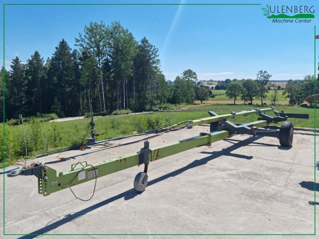 TUCHOLSKI Wózek do hederu 770 Vario - Adapter szállító kocsi: 1 kép. TUCHOLSKI Wózek do hederu 770 Vario - Adapter szállító kocsi: 1 kép.