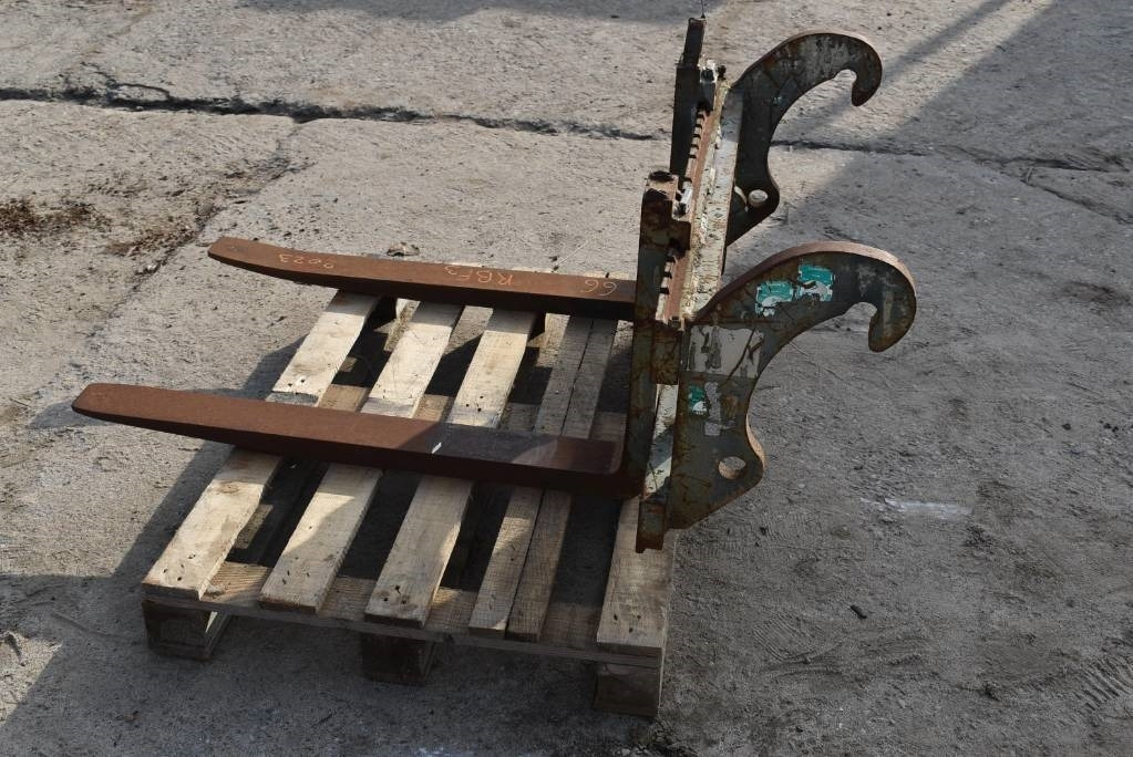 Widły Do Ładowarki Volvo ,cat, case, kramer - Raklapvilla - Építőipari gépek: 4 kép. Widły Do Ładowarki Volvo ,cat, case, kramer - Raklapvilla - Építőipari gépek: 4 kép.