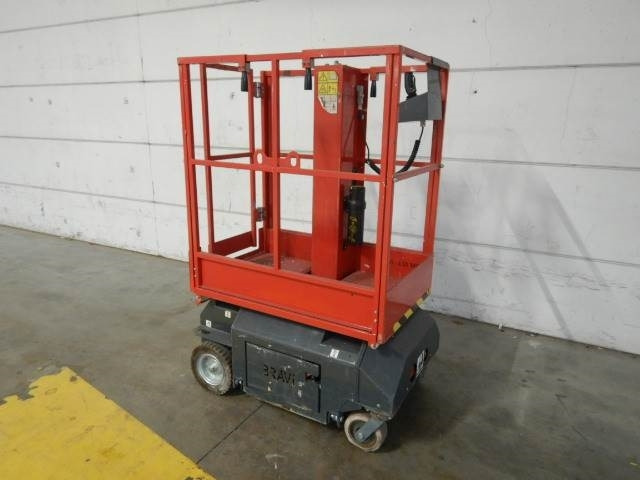 Bravi Leonardo HD - Oszlopos személyemelő: 3 kép. Bravi Leonardo HD - Oszlopos személyemelő: 3 kép.