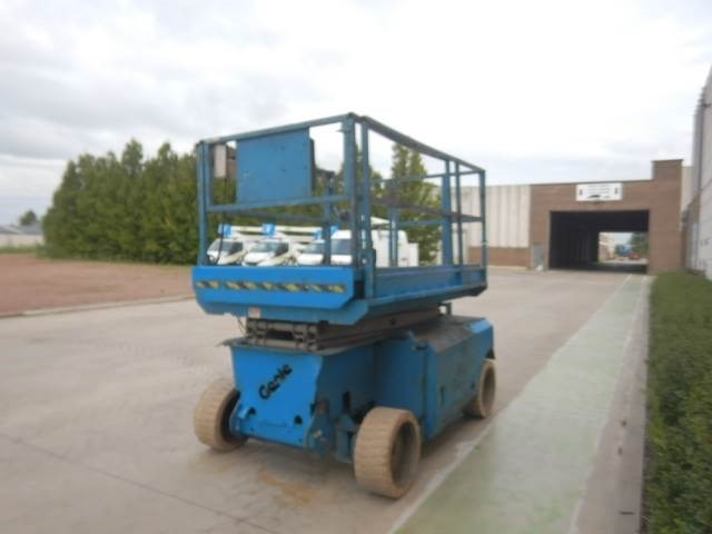 Genie GS3268DC - Ollós emelő: 4 kép. Genie GS3268DC - Ollós emelő: 4 kép.