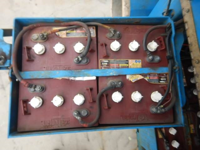 Genie GS3268DC - Ollós emelő: 5 kép. Genie GS3268DC - Ollós emelő: 5 kép.