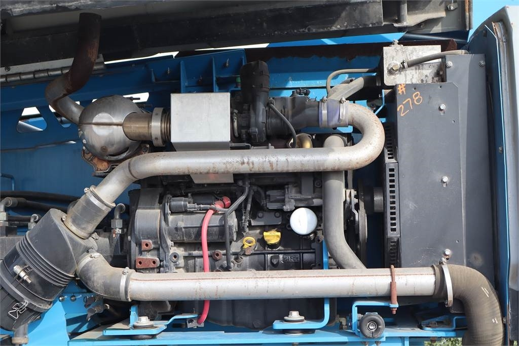 Genie SX135XC - Teleszkópos emelő: 5 kép. Genie SX135XC - Teleszkópos emelő: 5 kép.