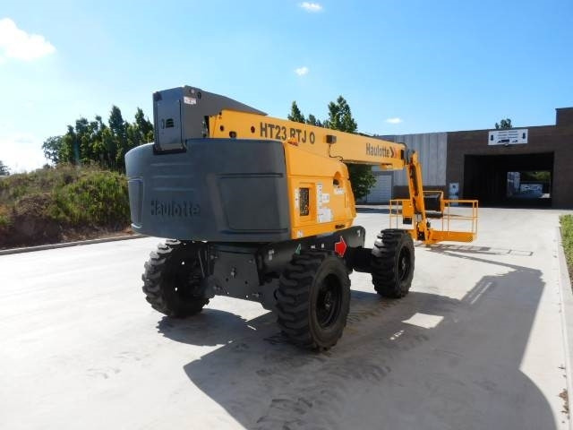 Haulotte HT23RTJ O - Dual load - Teleszkópos emelő: 4 kép. Haulotte HT23RTJ O - Dual load - Teleszkópos emelő: 4 kép.