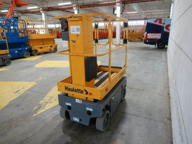 Haulotte STAR 6AC - Oszlopos személyemelő: 4 kép. Haulotte STAR 6AC - Oszlopos személyemelő: 4 kép.
