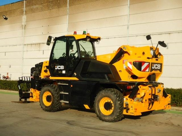 JCB 555-210R - Teleszkópos rakodó: 3 kép. JCB 555-210R - Teleszkópos rakodó: 3 kép.