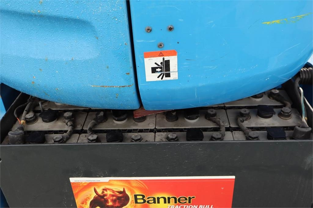 Manitou 120AETJC - Személyemelő: 5 kép. Manitou 120AETJC - Személyemelő: 5 kép.