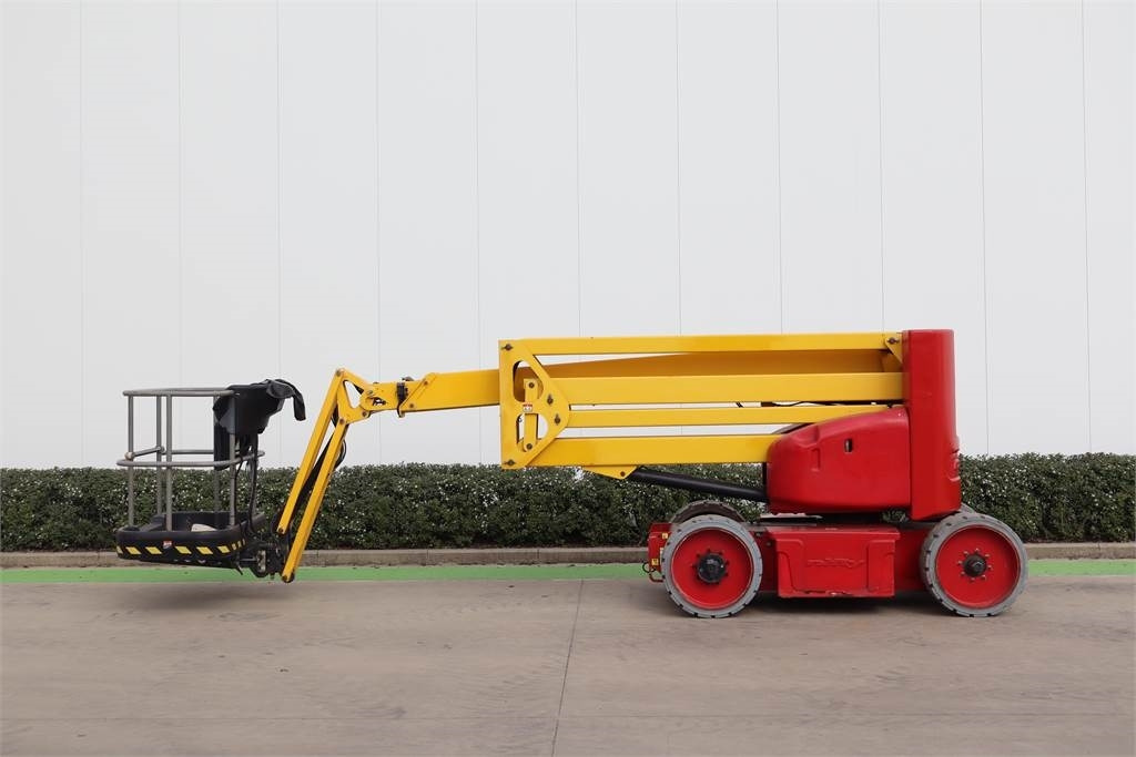 Niftylift HR17NE - Személyemelő: 1 kép. Niftylift HR17NE - Személyemelő: 1 kép.