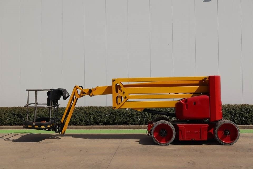 Niftylift HR17NE - Személyemelő: 1 kép. Niftylift HR17NE - Személyemelő: 1 kép.