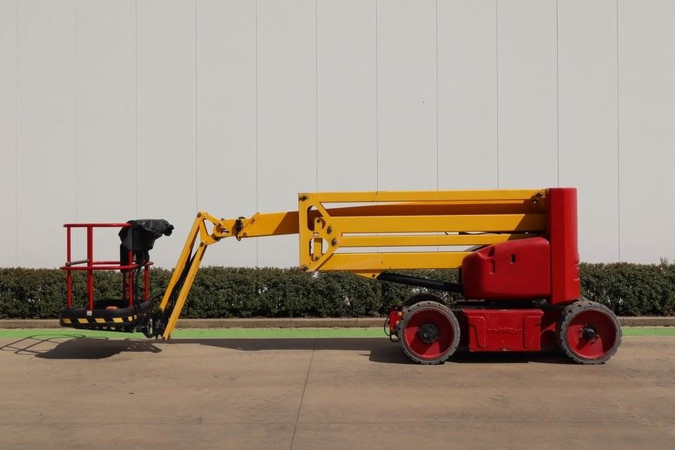 Niftylift HR17NE - Személyemelő: 1 kép. Niftylift HR17NE - Személyemelő: 1 kép.