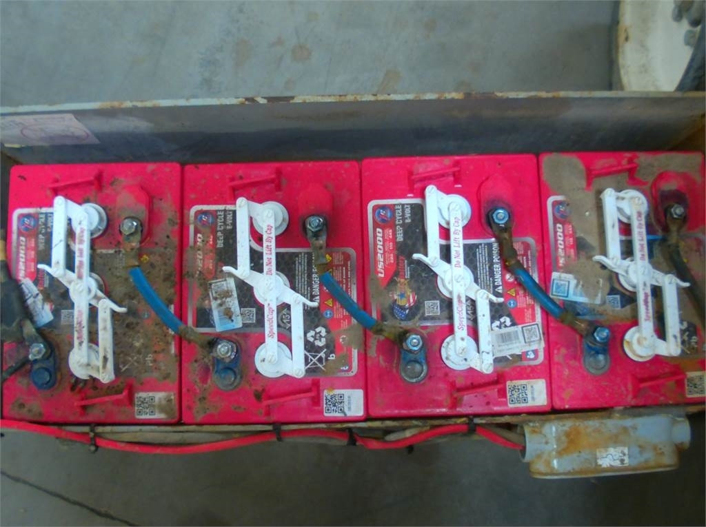 SkyJack SJ4626 - Ollós emelő: 5 kép. SkyJack SJ4626 - Ollós emelő: 5 kép.