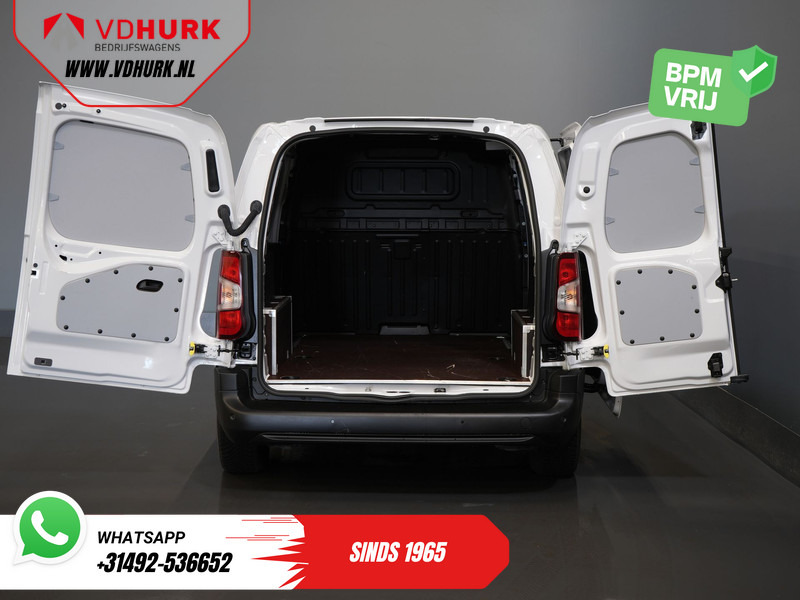 Citroën Berlingo 1.2 PureTech 110 pk MARGE BENZINE Carplay/ PDC/ Cruise/ Airco - Kis furgon: 5 kép. Citroën Berlingo 1.2 PureTech 110 pk MARGE BENZINE Carplay/ PDC/ Cruise/ Airco - Kis furgon: 5 kép.