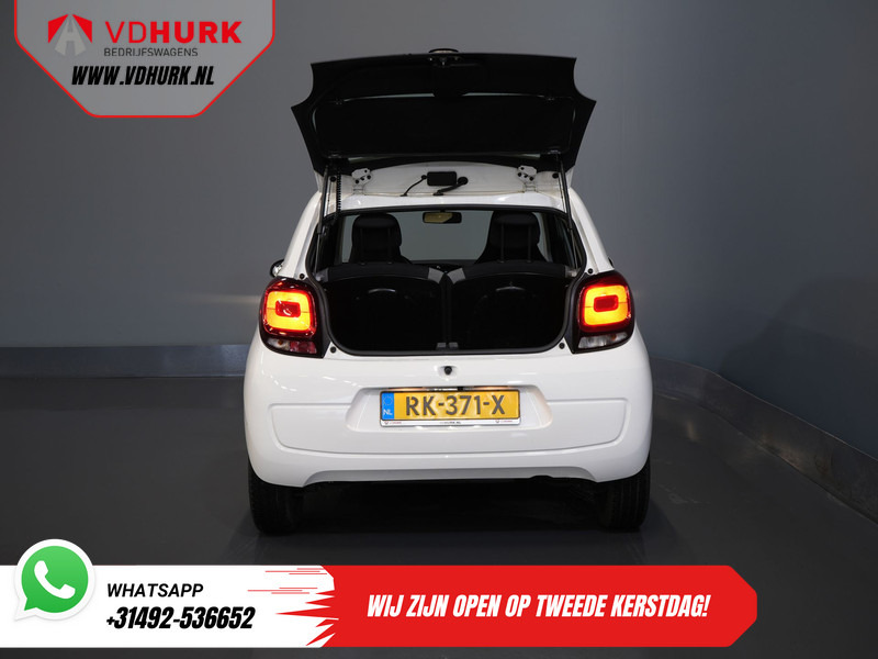 Citroën C1 1.0 e-VTi Shine ZEER NETTE AUTO/ NL Auto/ Weinig Km/ Navi/ LMV/ Airco/ Camera - Hatchback: 5 kép. Citroën C1 1.0 e-VTi Shine ZEER NETTE AUTO/ NL Auto/ Weinig Km/ Navi/ LMV/ Airco/ Camera - Hatchback: 5 kép.