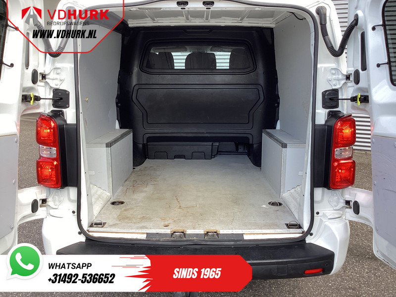 Citroën Jumpy 2.0 HDI 125 pk L3 Dubbel Cabine EXPORT 6 Pers./ 2xSchuifdeur/ Riem.VV/ Betimmerd/ LMV/ PDC/ Cruise/ Trekhaak/ Airco - Kis furgon, Duplakabinos kisteherautó: 5 kép. Citroën Jumpy 2.0 HDI 125 pk L3 Dubbel Cabine EXPORT 6 Pers./ 2xSchuifdeur/ Riem.VV/ Betimmerd/ LMV/ PDC/ Cruise/ Trekhaak/ Airco - Kis furgon, Duplakabinos kisteherautó: 5 kép.