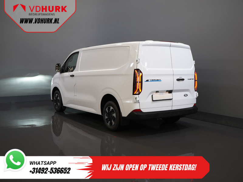 Ford E-Transit Custom 320 Trend 65 kWh 330 km WLTP LED/ Snellader/ 2.3t Trekverm./ Stuurverw./ Stoelverw./ Carplay/ Climate/ Camera/ PDC/ Cruise - Kis furgon, Elektromos kisteherautó: 2 kép. Ford E-Transit Custom 320 Trend 65 kWh 330 km WLTP LED/ Snellader/ 2.3t Trekverm./ Stuurverw./ Stoelverw./ Carplay/ Climate/ Camera/ PDC/ Cruise - Kis furgon, Elektromos kisteherautó: 2 kép.