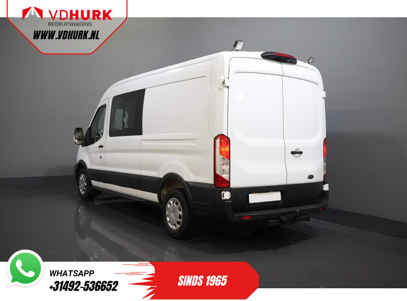 Ford Transit 2.0 TDCI 130 pk L3H2 DC Dubbel Cabine 7 Pers./ Riem V.V./ Adapt. Cruise/ CarPlay/ PDC/ Navi/ Camera/ Airco/ Trekhaak - Furgon, Duplakabinos kisteherautó: 2 kép. Ford Transit 2.0 TDCI 130 pk L3H2 DC Dubbel Cabine 7 Pers./ Riem V.V./ Adapt. Cruise/ CarPlay/ PDC/ Navi/ Camera/ Airco/ Trekhaak - Furgon, Duplakabinos kisteherautó: 2 kép.