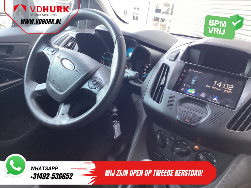 Ford Transit Connect 1.5 TDCI 100 pk L2 Trend EXPORT 3 Pers./ APK 06-2026/ Camera/ Carplay/ Cruise/ Airco/ Trekhaak - Kis furgon: 3 kép. Ford Transit Connect 1.5 TDCI 100 pk L2 Trend EXPORT 3 Pers./ APK 06-2026/ Camera/ Carplay/ Cruise/ Airco/ Trekhaak - Kis furgon: 3 kép.